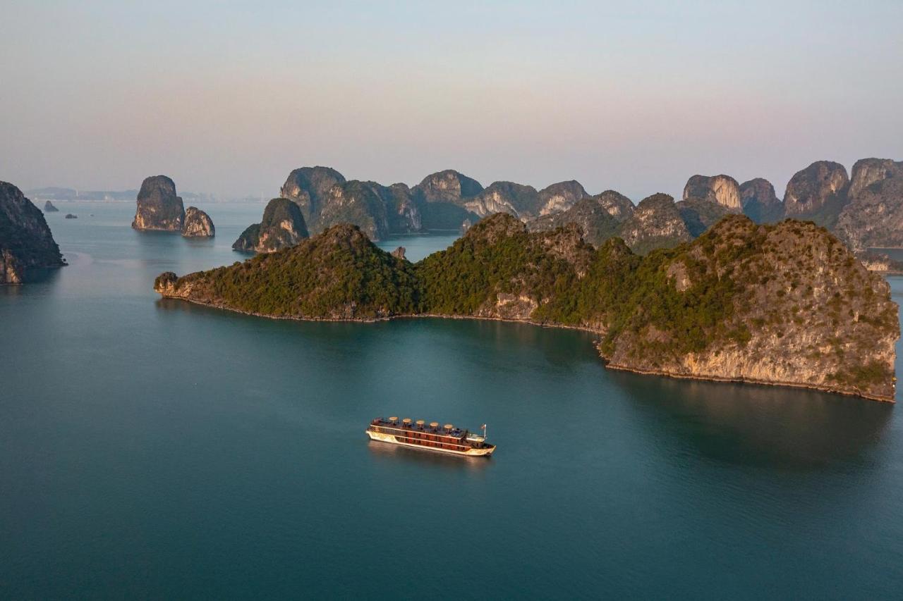 Готель Nostalgia Halong Cruise Халонг Екстер'єр фото
