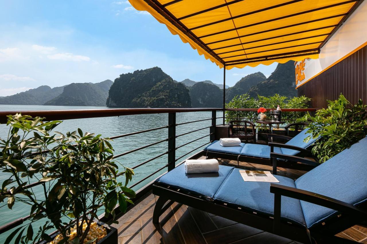 Готель Nostalgia Halong Cruise Халонг Екстер'єр фото