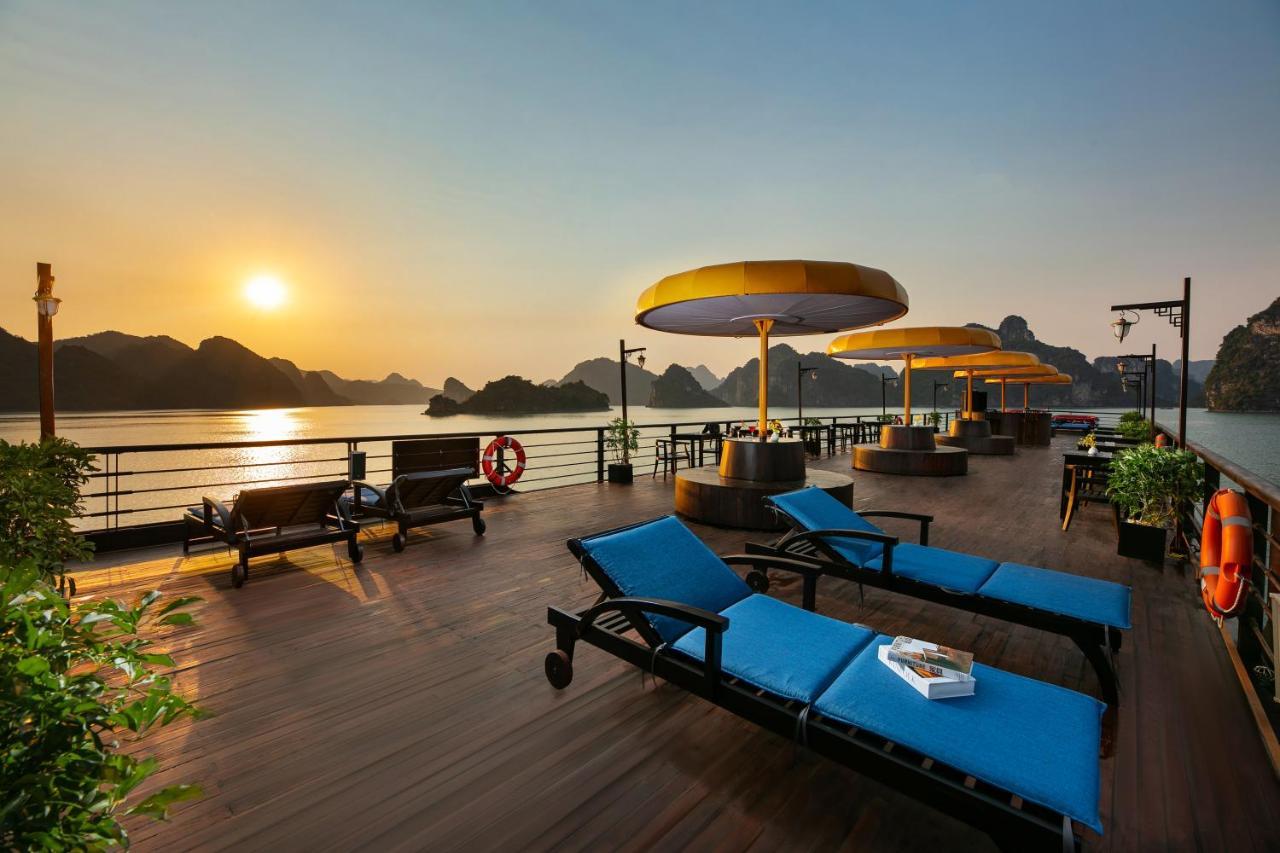 Готель Nostalgia Halong Cruise Халонг Екстер'єр фото